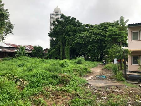 Suan San Pocket Park